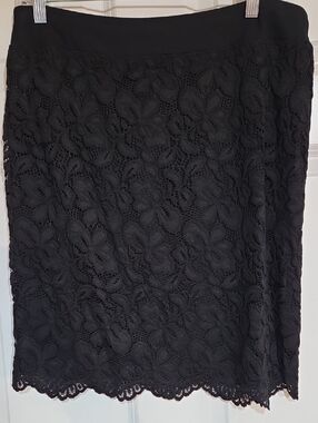 J. Jill Black Floral Lace Pencil Skirt